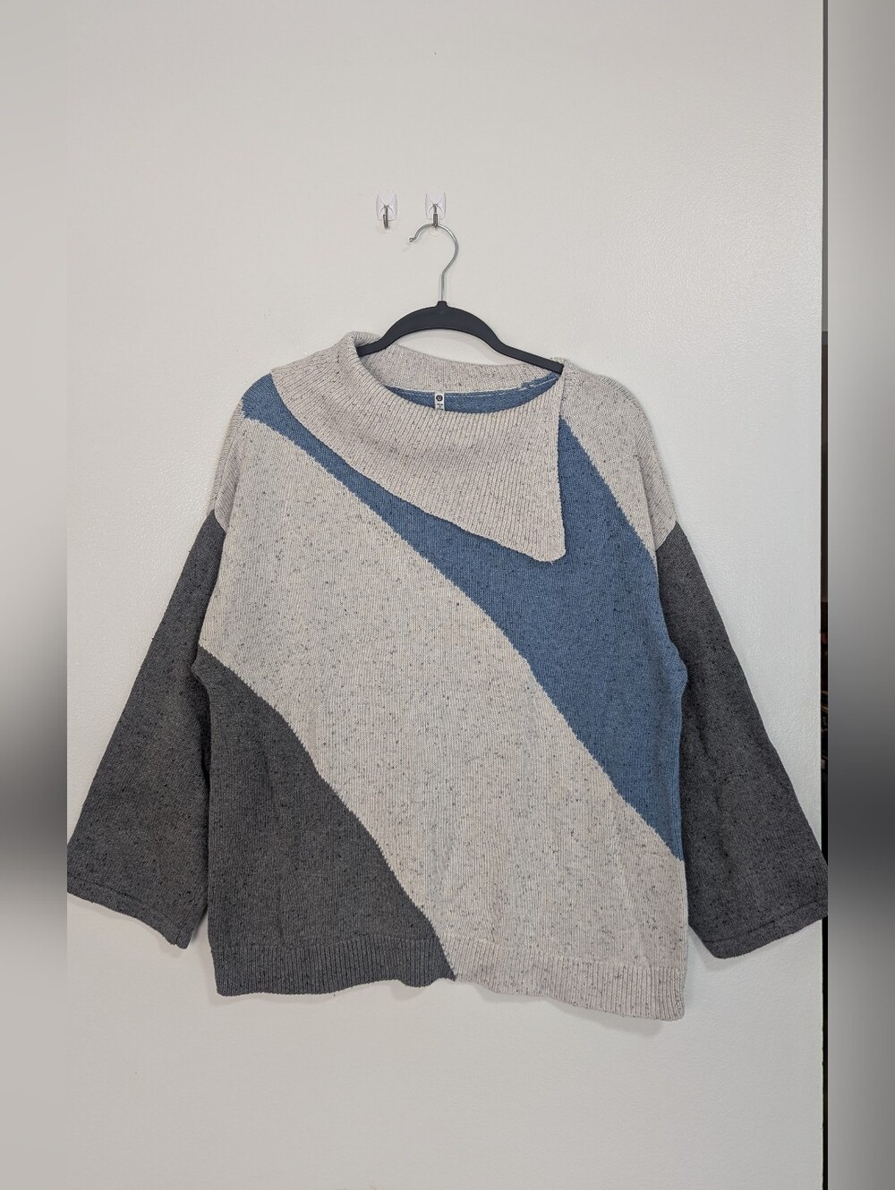Leo & Nicole‎ Size XL Colorblock Asymmetric Foldover Neck Speckled Knit Sweater